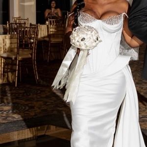 Wedding dress pre owned